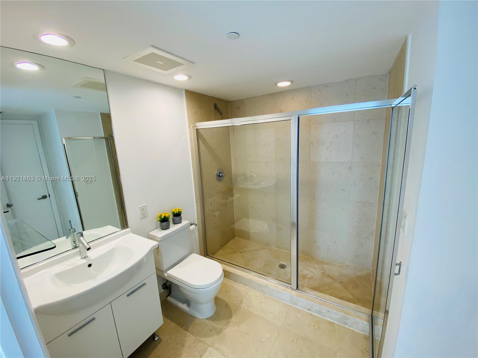 475 Brickell Ave 3715 Property Photo 16