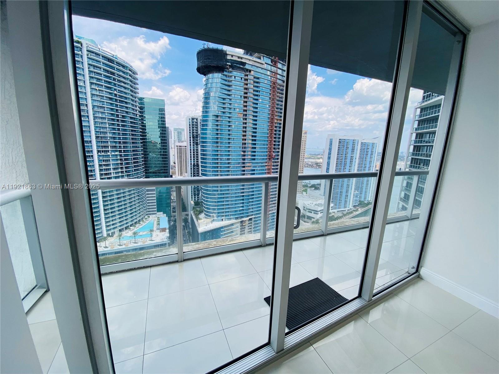475 Brickell Ave 3715 Property Photo 19