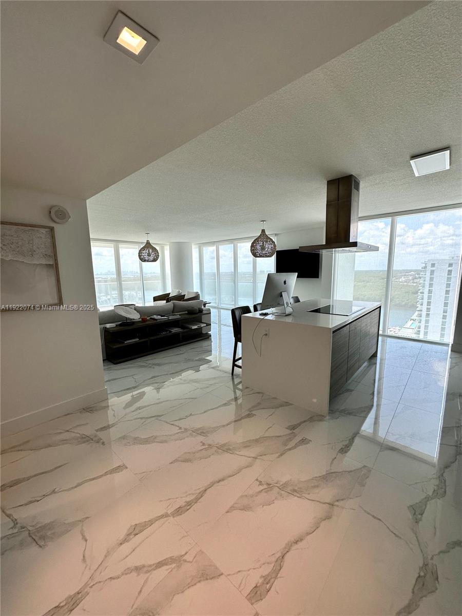 330 Sunny Isles Blvd 5-2002 Property Photo 14