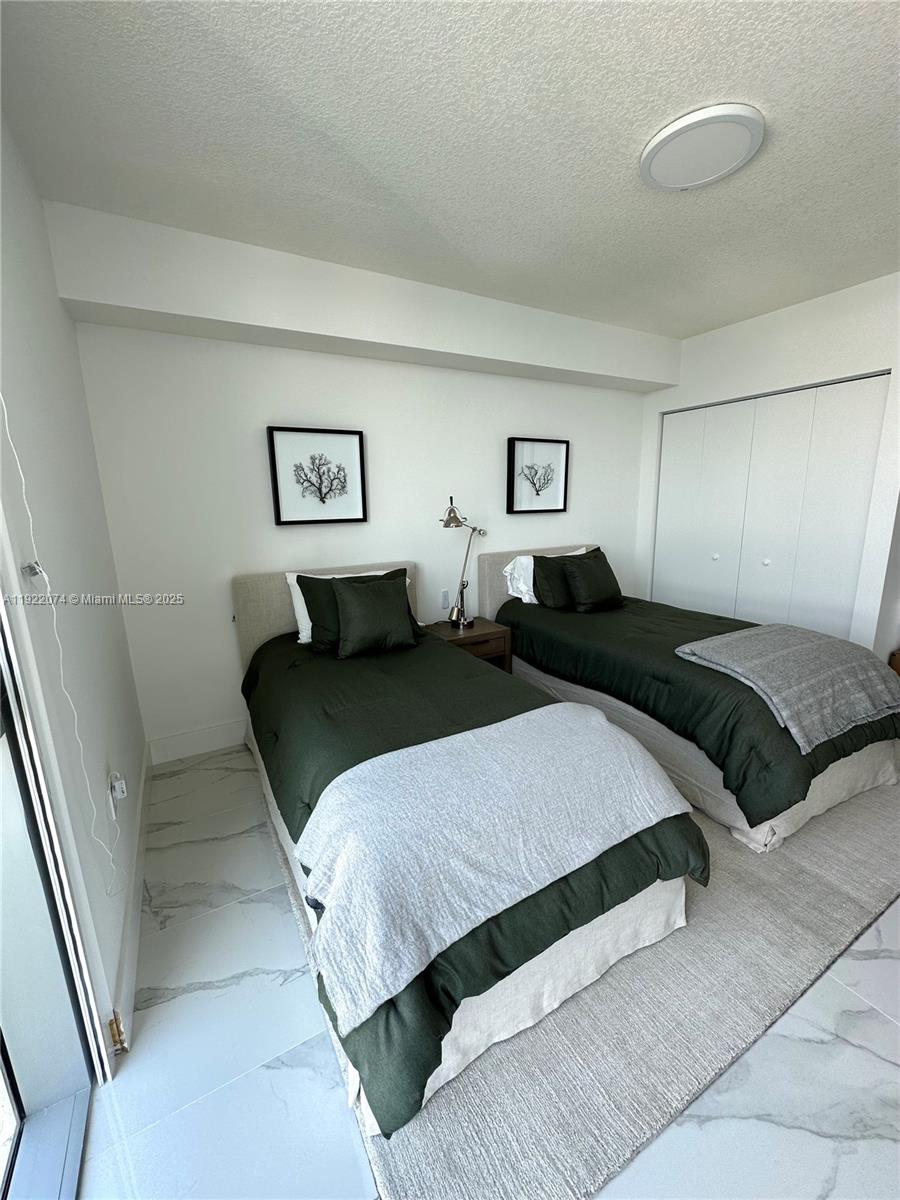 330 Sunny Isles Blvd 5-2002 Property Photo 17