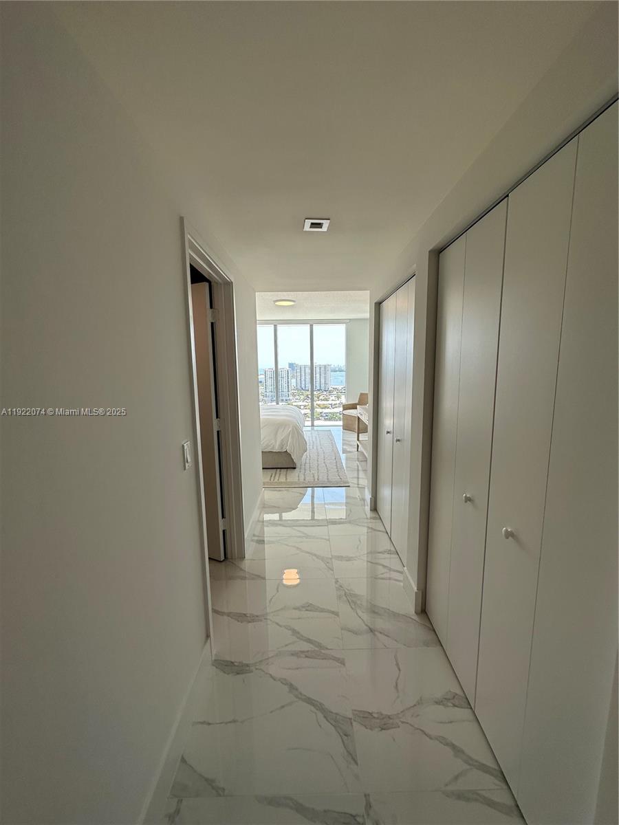 330 Sunny Isles Blvd 5-2002 Property Photo 43
