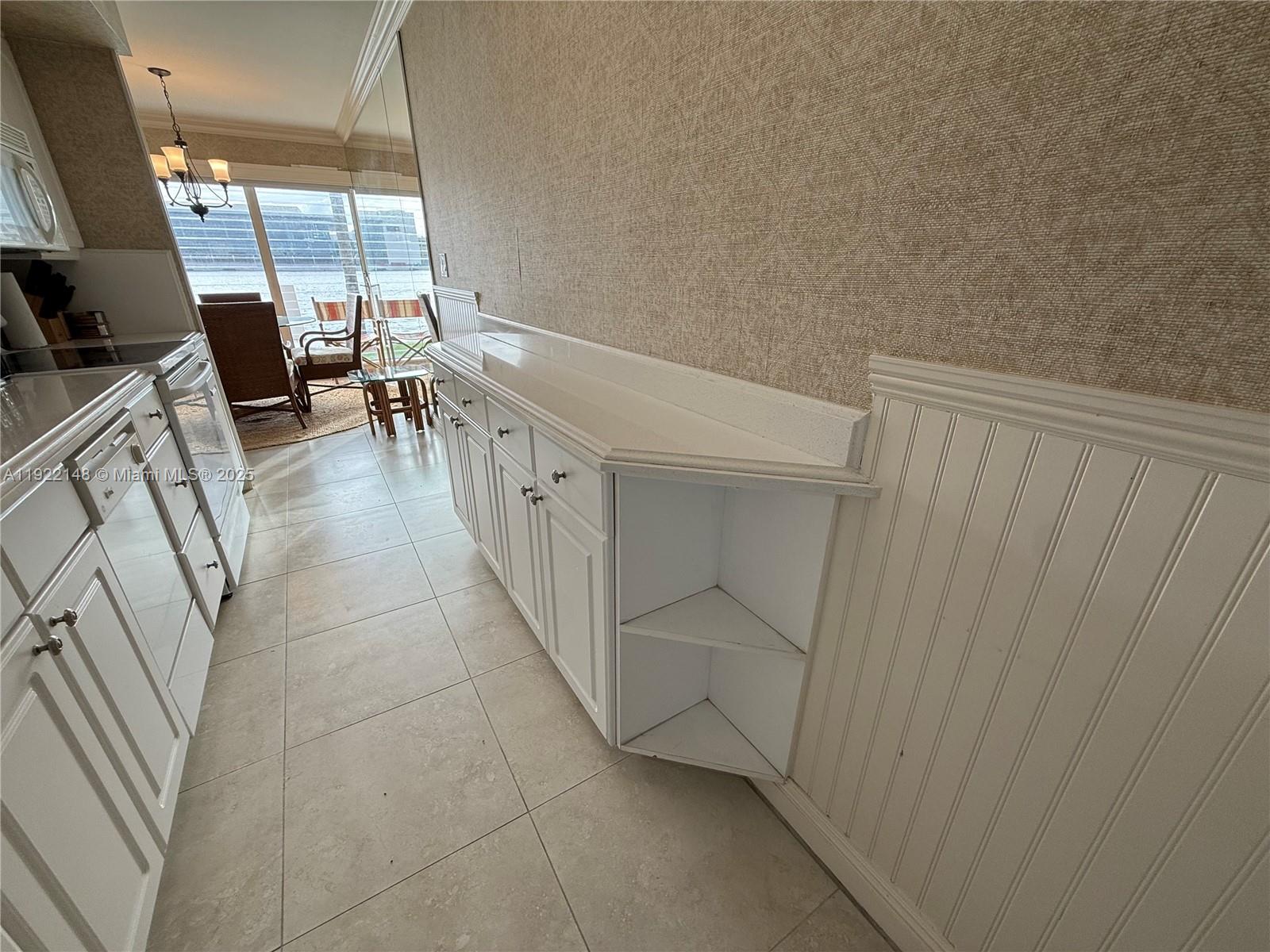 1775 Harbourview Dr 5 Property Photo 4