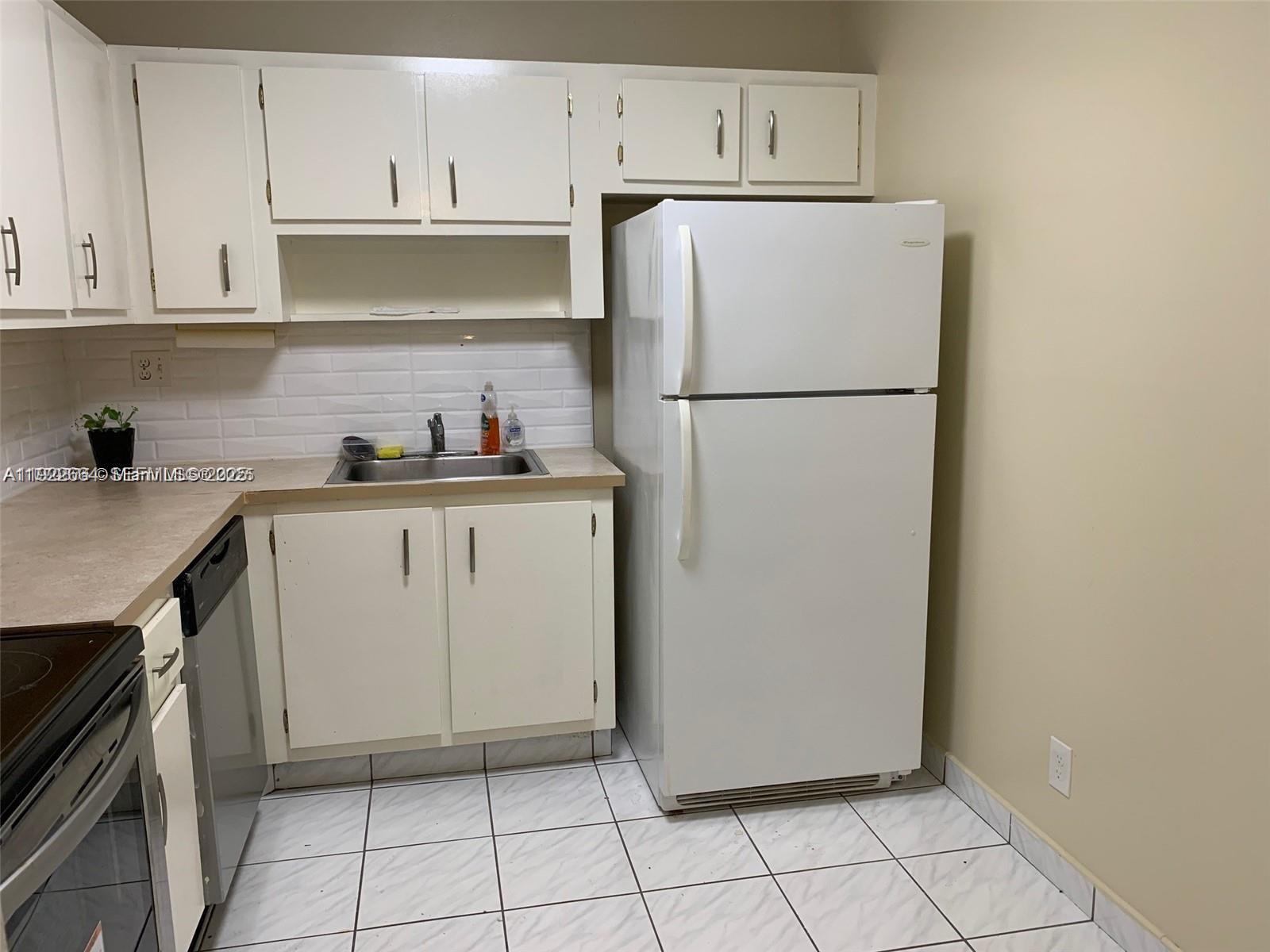 500 Three Islands Blvd 307 Property Photo 13