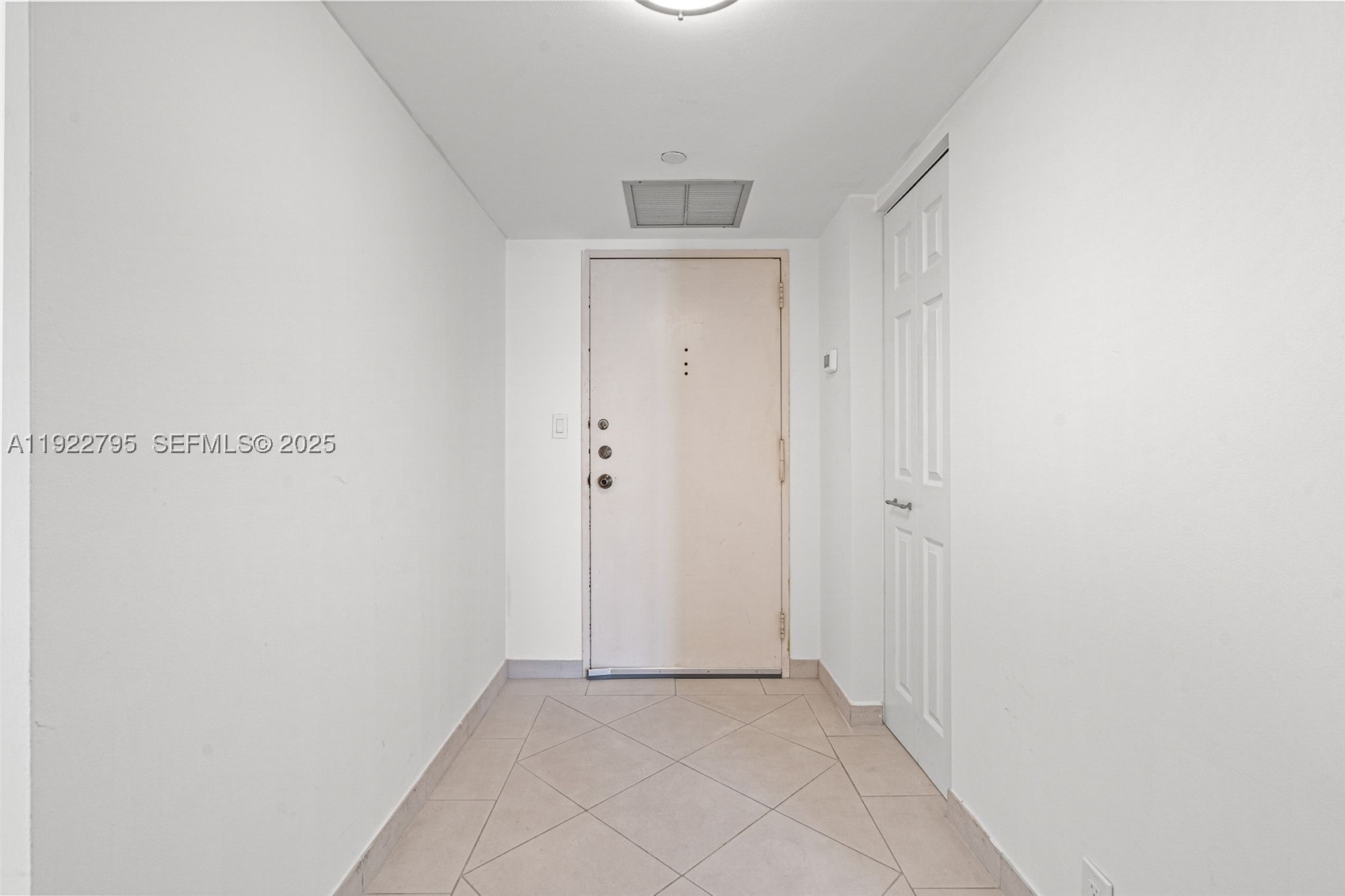 1865 Brickell Ave A1013 Property Photo 8