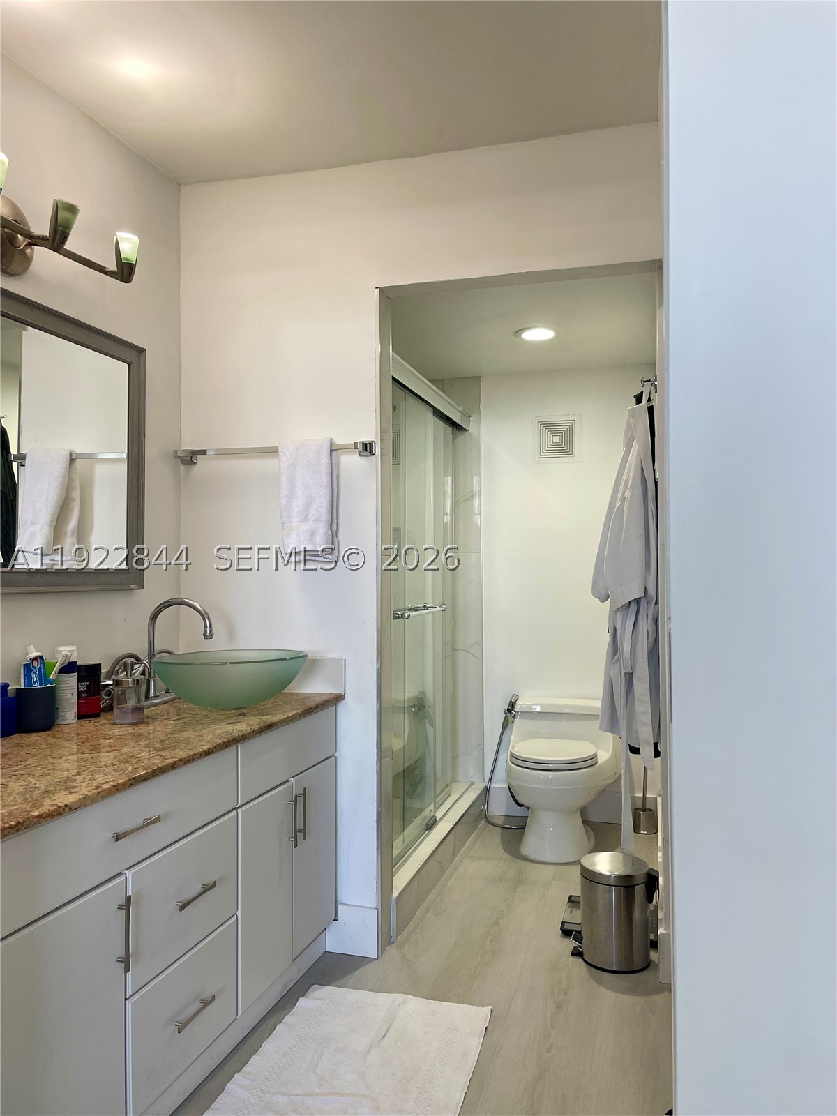 6900 Bay Dr 7a Property Photo 13