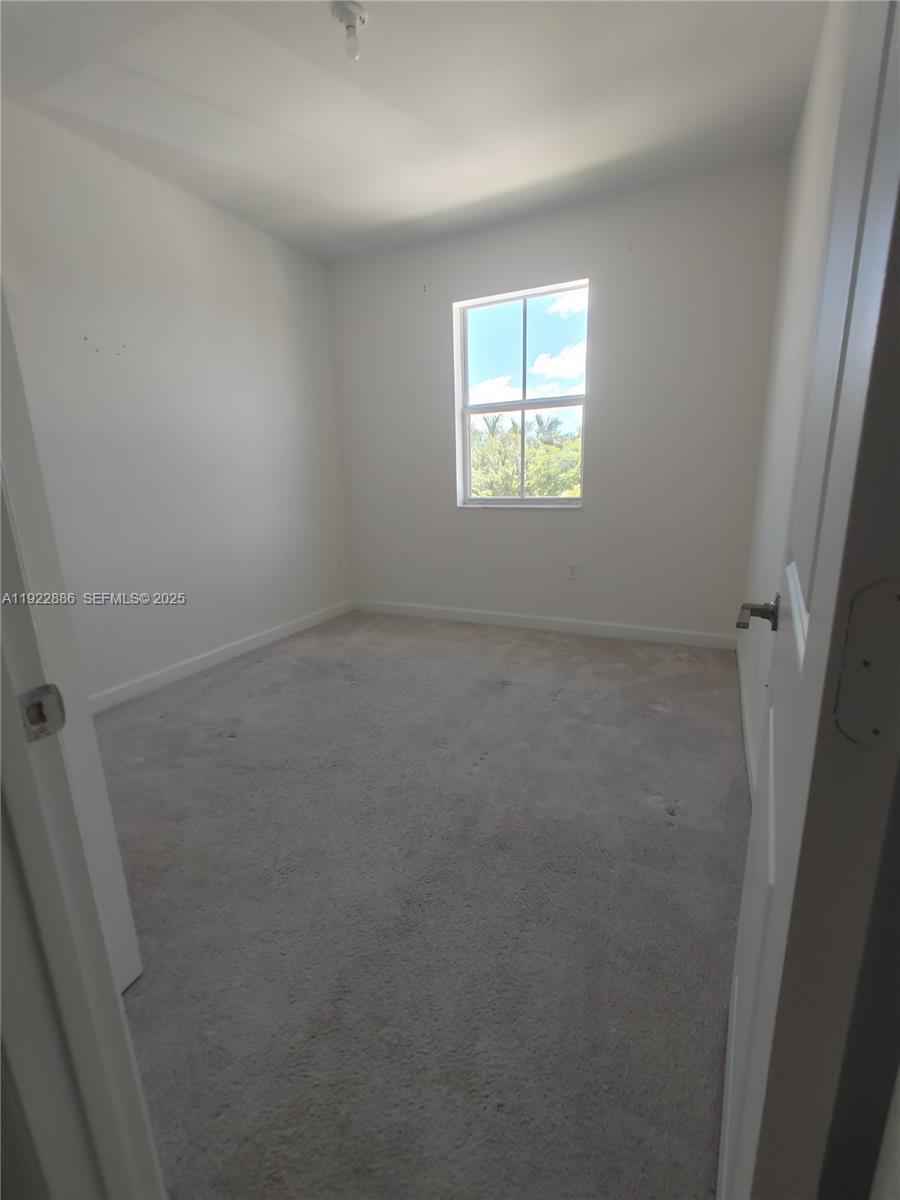 1766 Se 26th Rd Property Photo 10