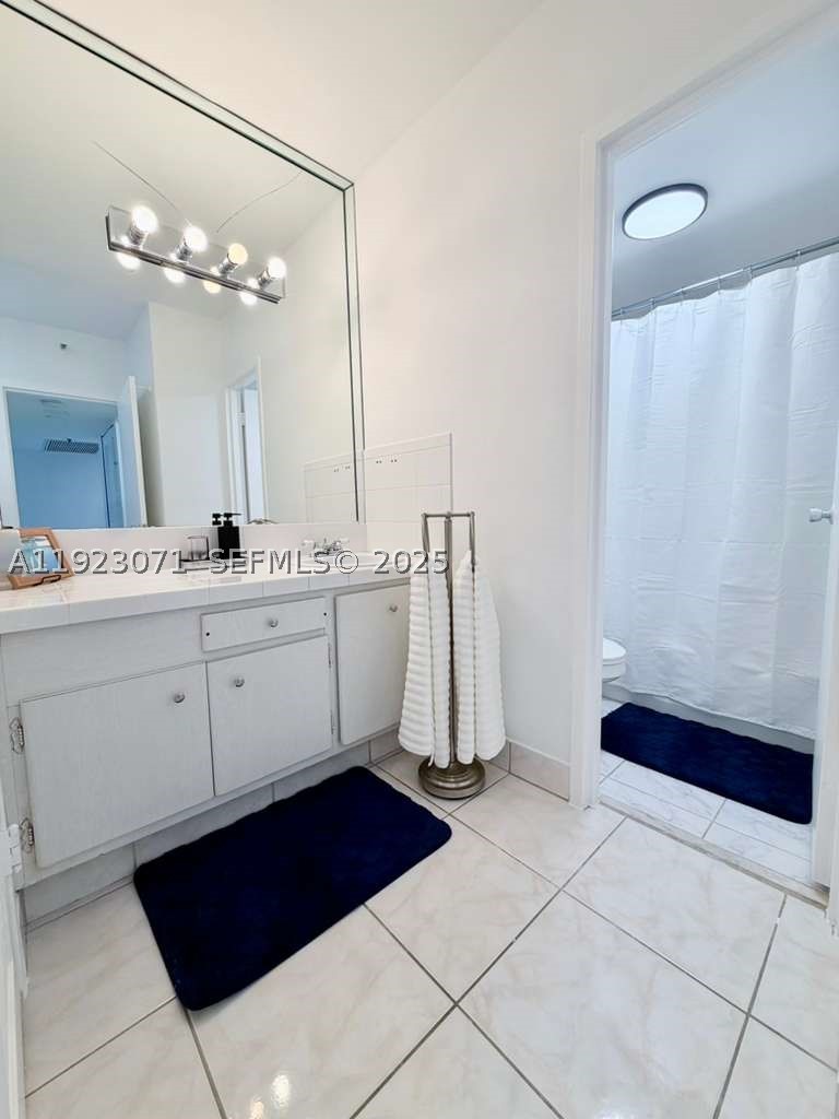 100 Lincoln Rd 541 Property Photo 13