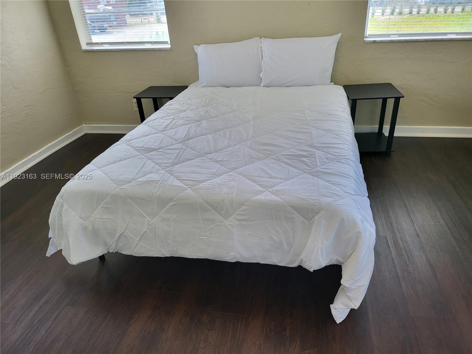A11923163 Property Photo 36