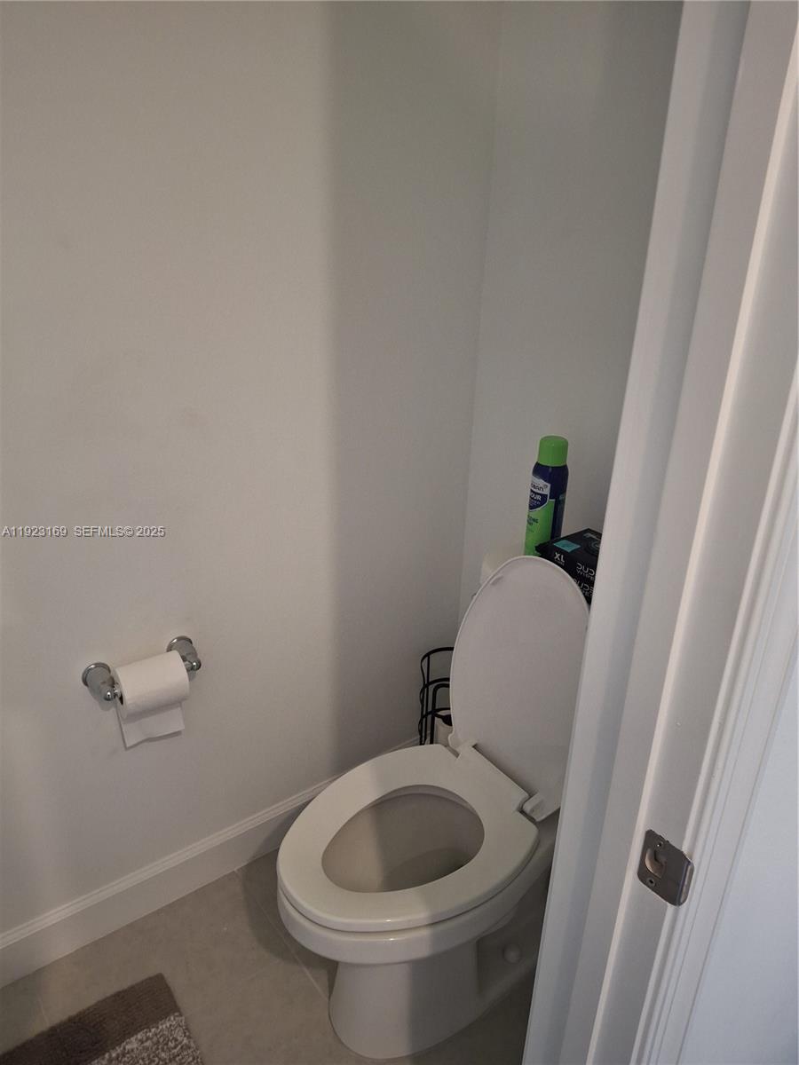 1887 Cerulean Dr Property Photo 10