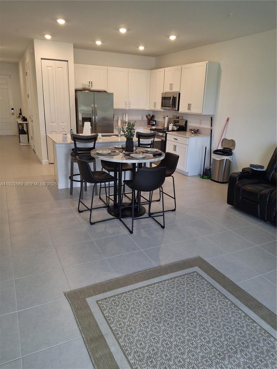 1887 Cerulean Dr Property Photo 16