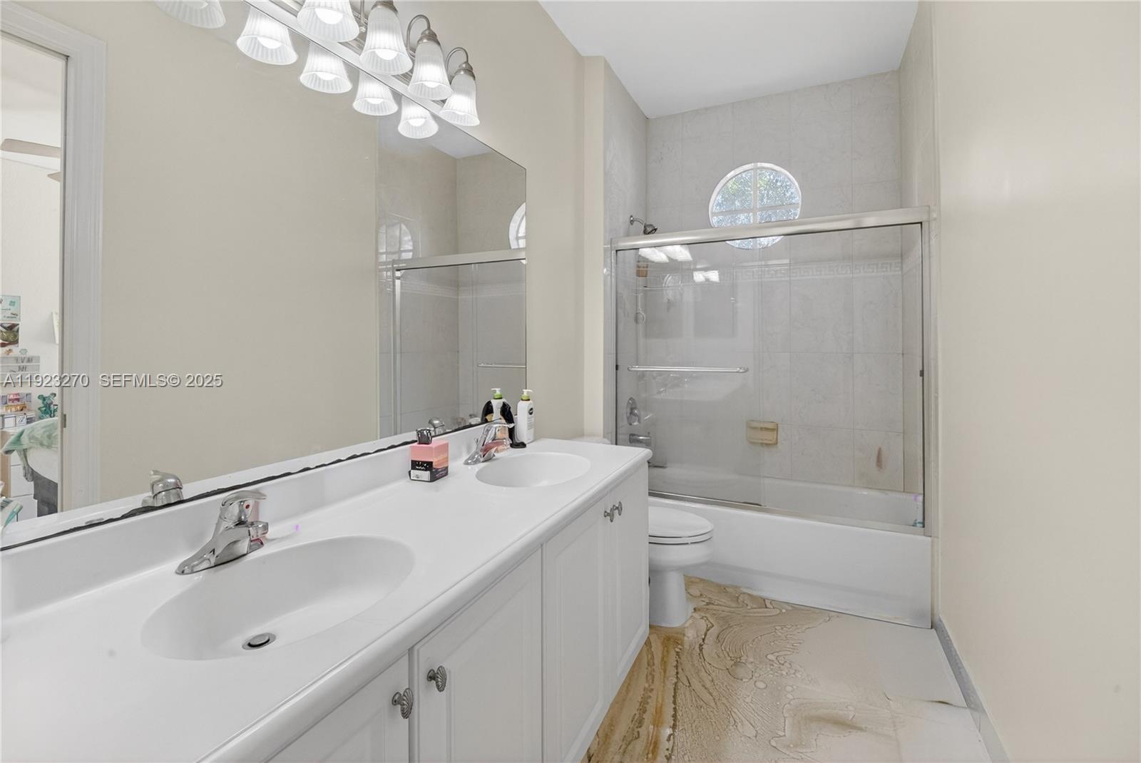4988 Sw 183rd Ave Property Photo 9