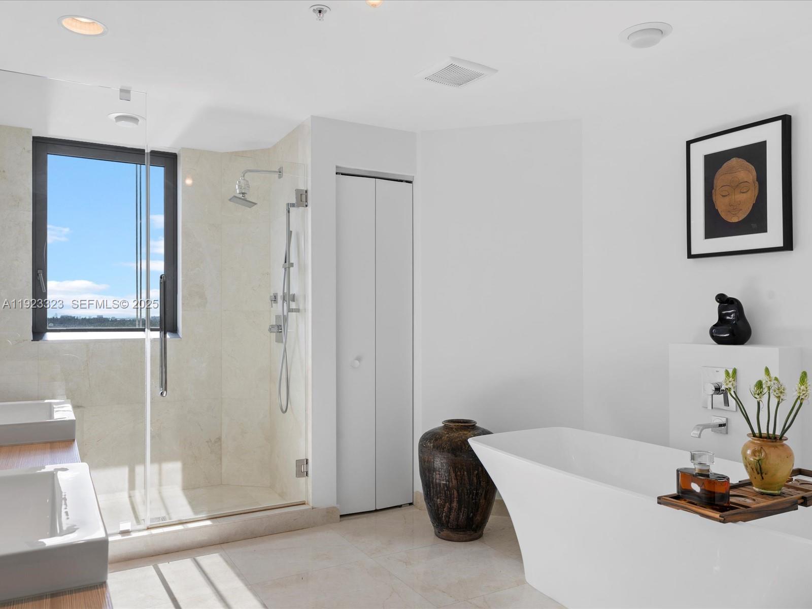 17111 Biscayne Blvd 1104 Property Photo 15