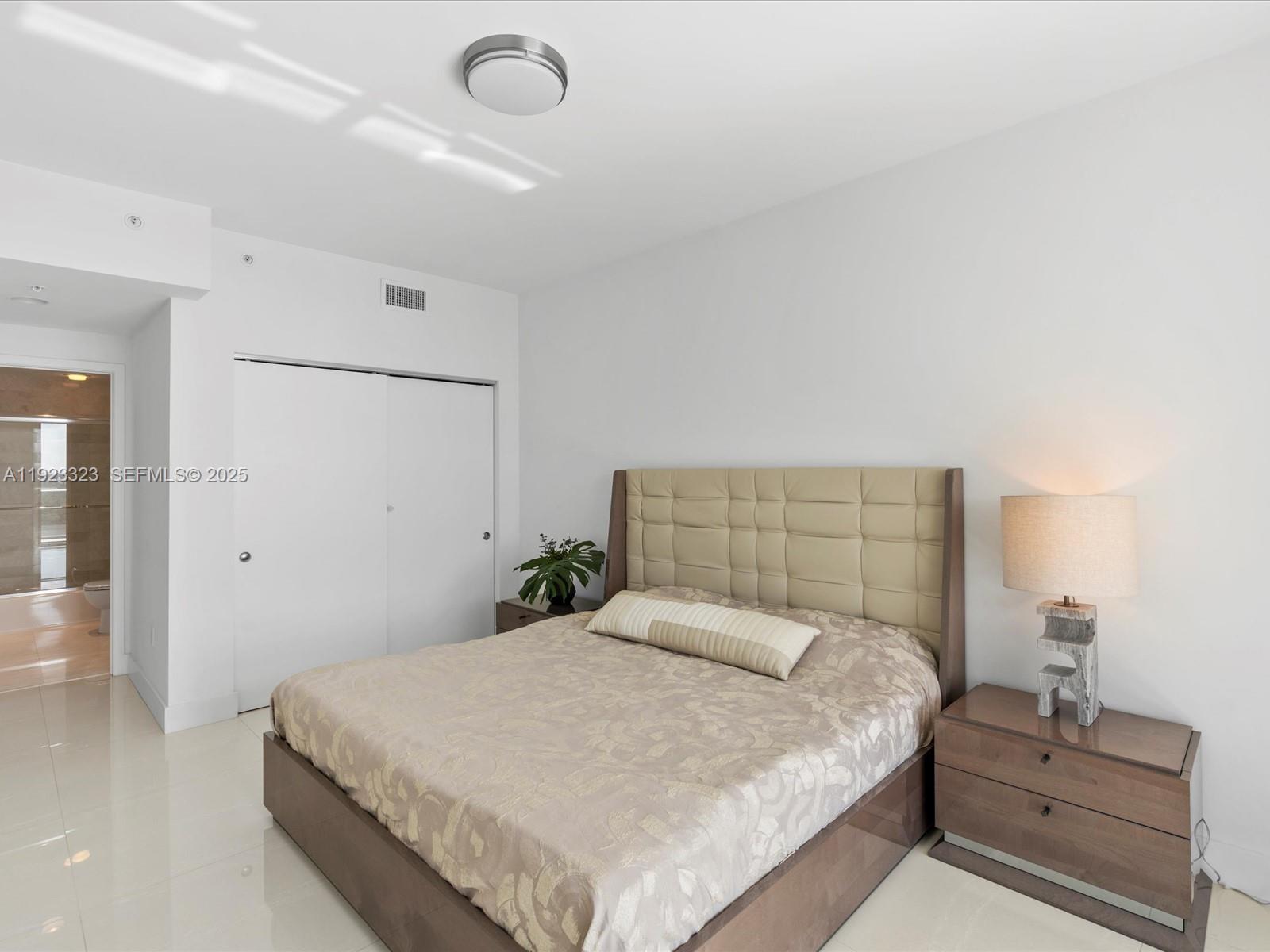 17111 Biscayne Blvd 1104 Property Photo 18