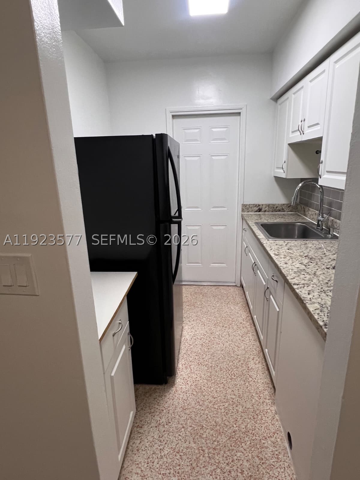 790 81st St Property Photo 6