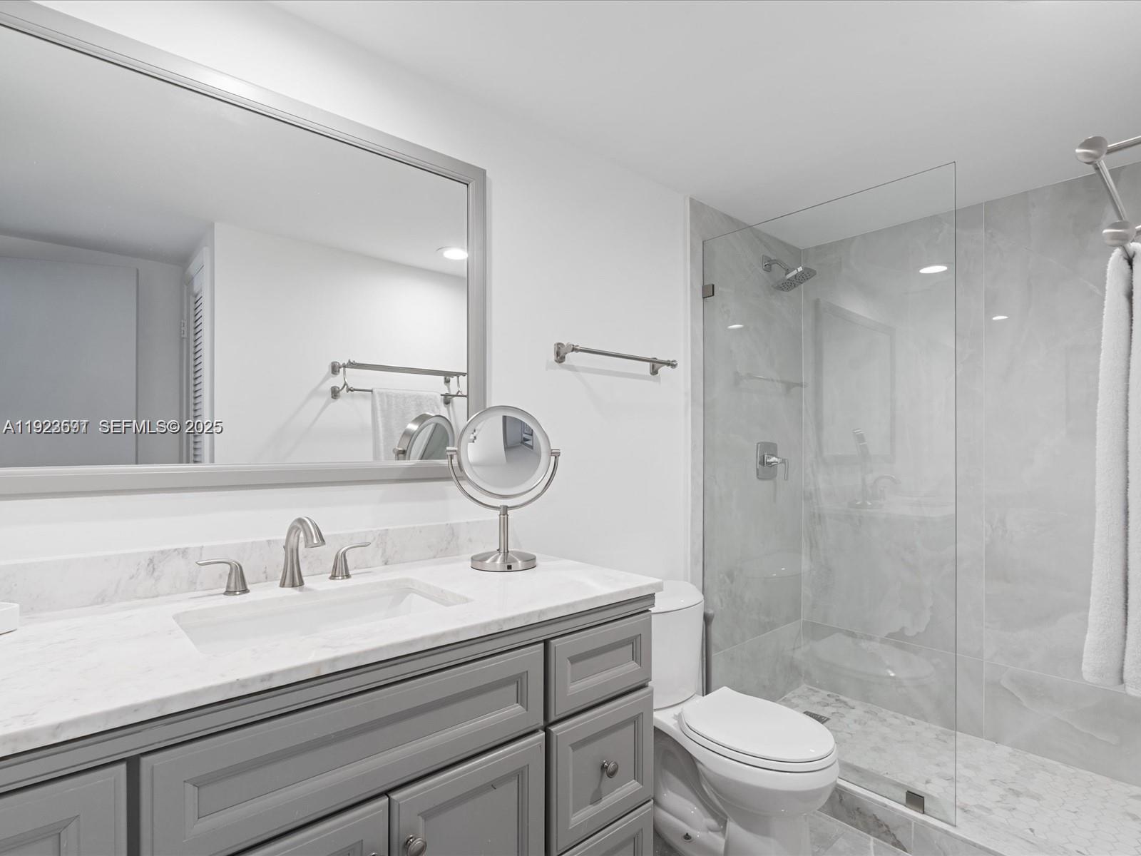 19370 E Collins Ave 625 Property Photo 8