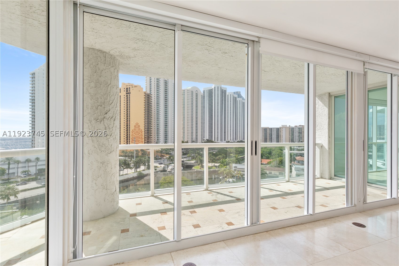 16400 Collins Ave 942 Property Photo 11