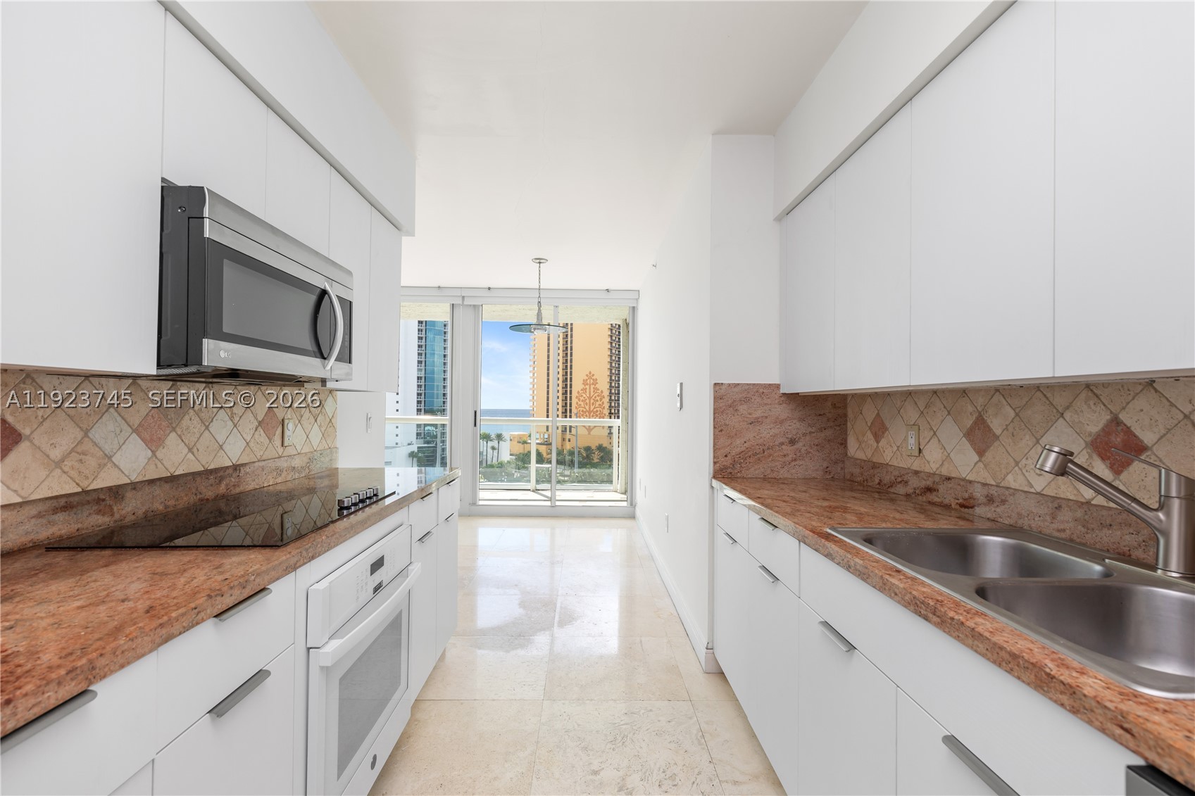 16400 Collins Ave 942 Property Photo 16