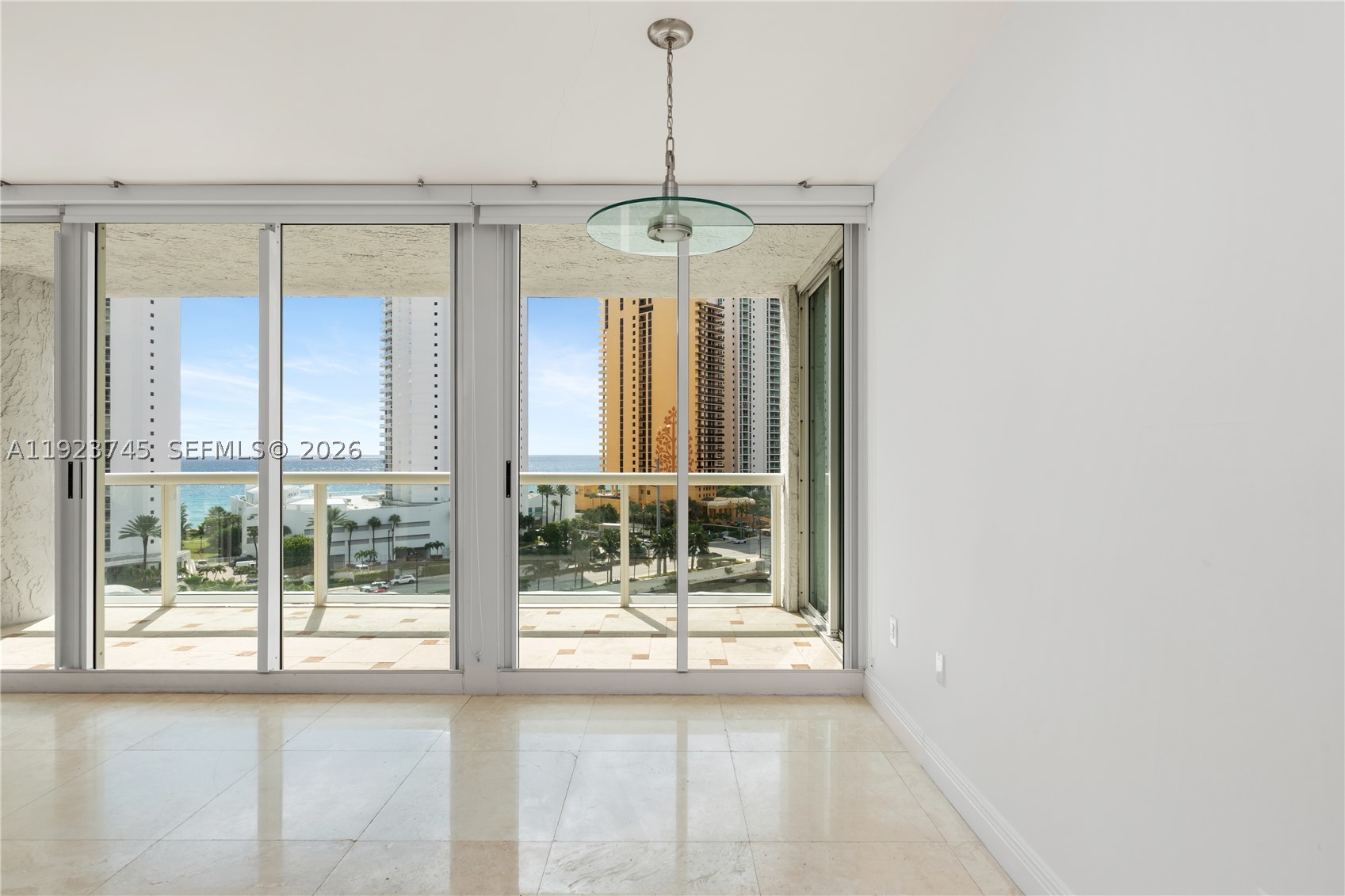 16400 Collins Ave 942 Property Photo 19
