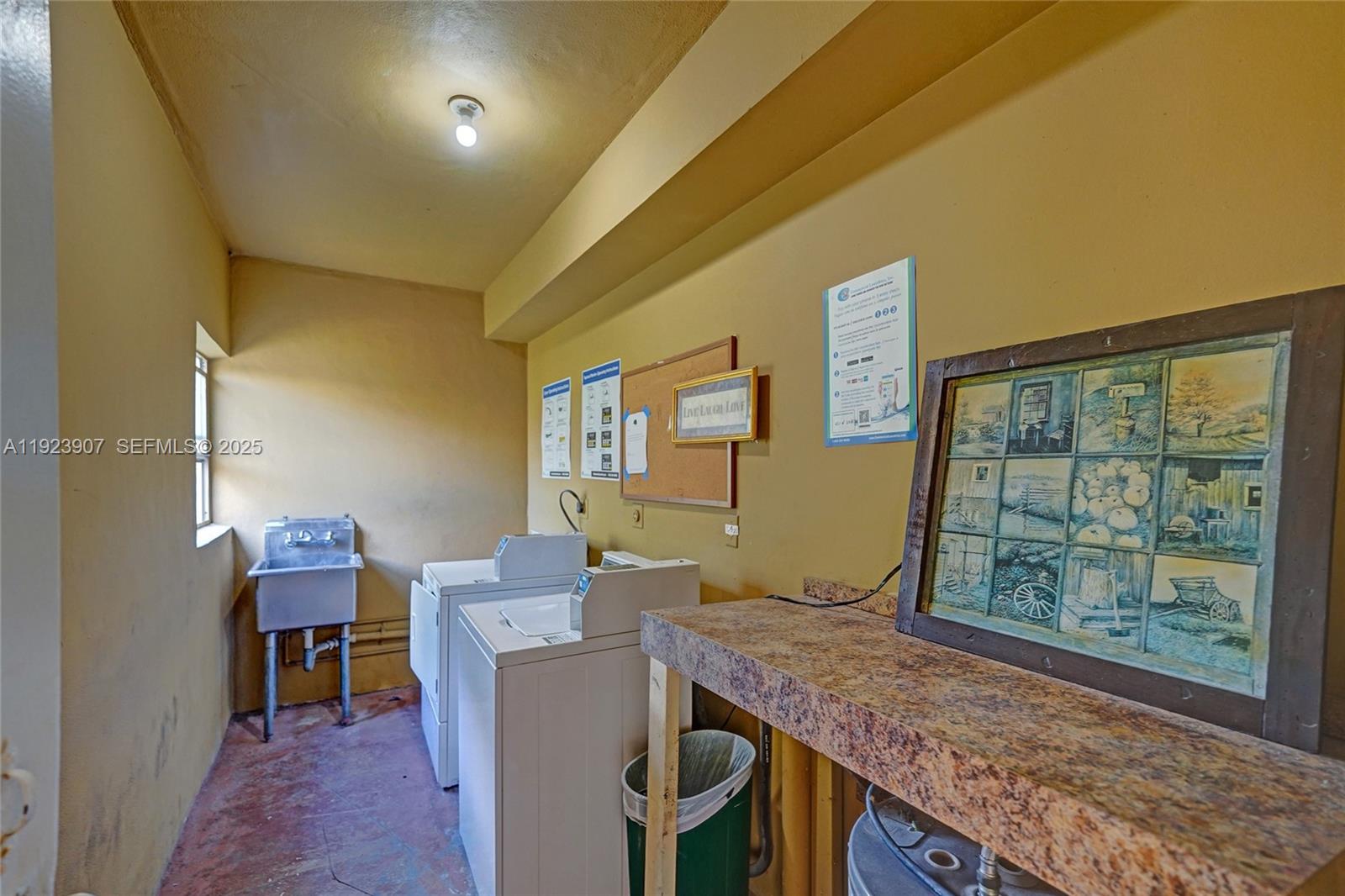 4111 Stirling Rd 502 Property Photo 52