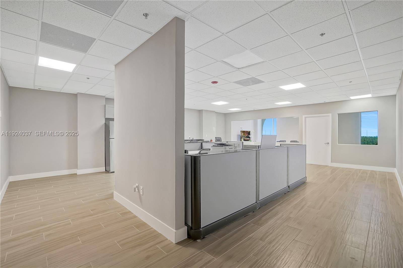 12550 Biscayne Blvd 902 Property Photo 6