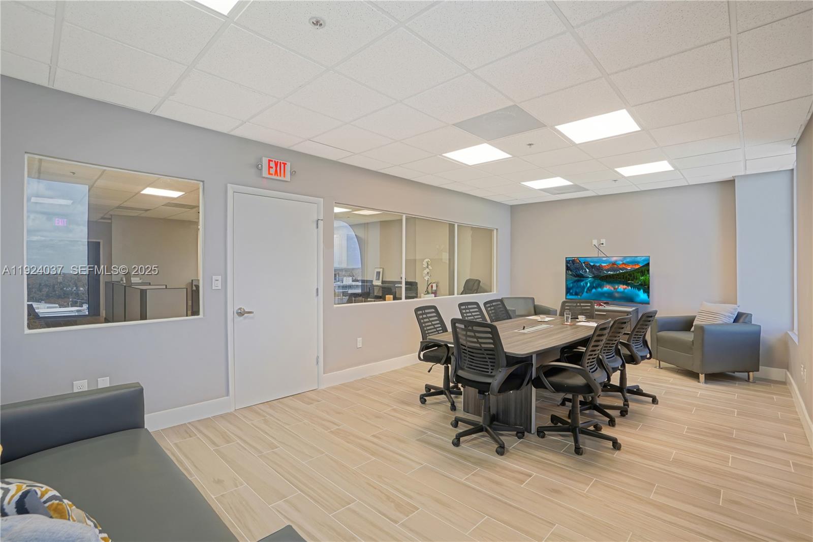 12550 Biscayne Blvd 902 Property Photo 10