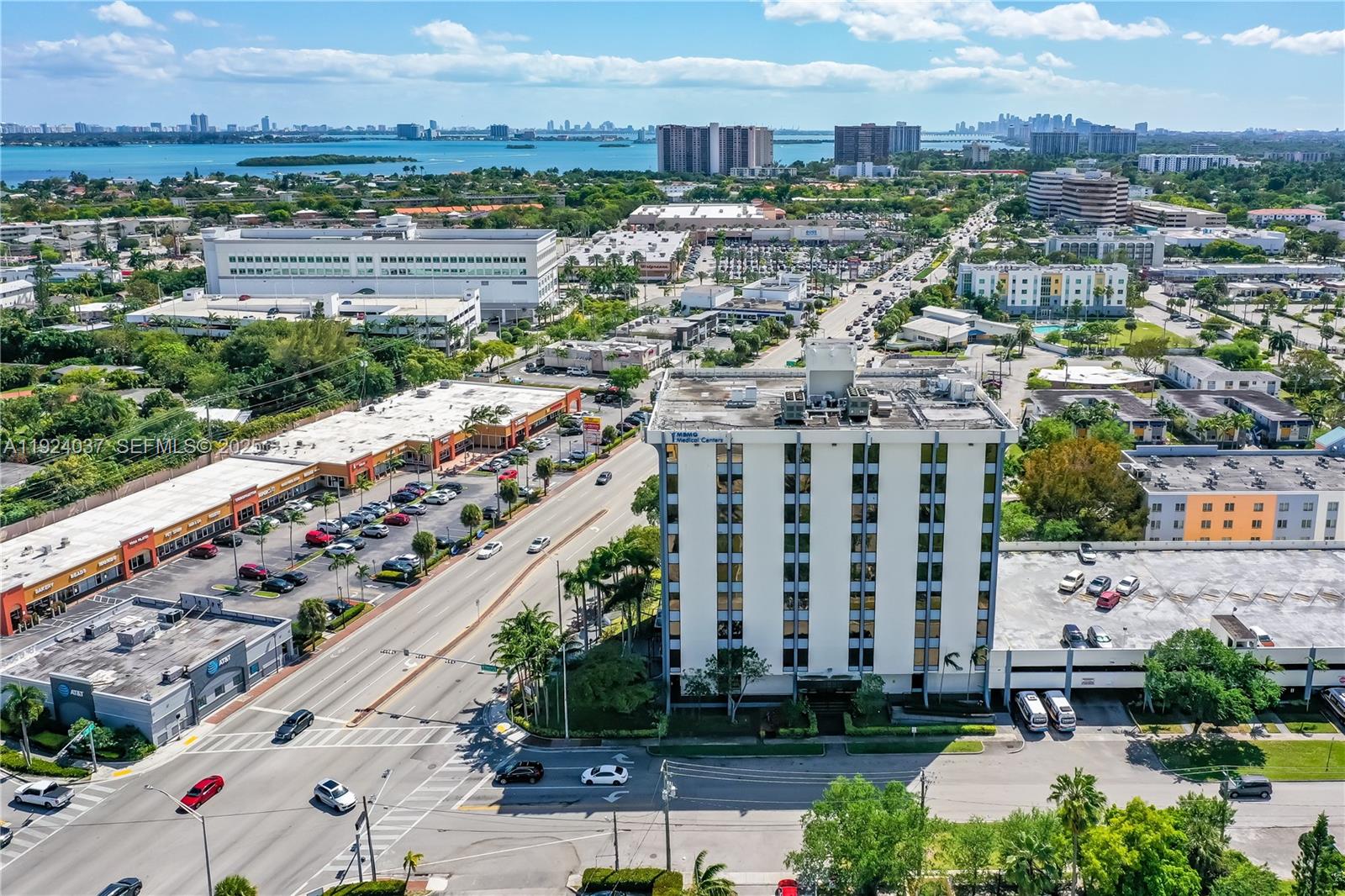 12550 Biscayne Blvd 902 Property Photo 14