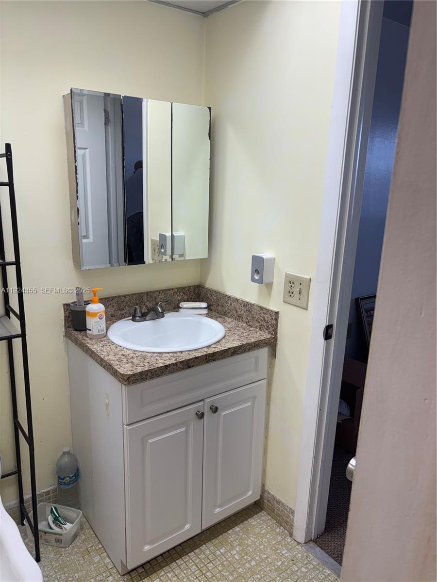 14250 Sw 62nd St 520 Property Photo 11