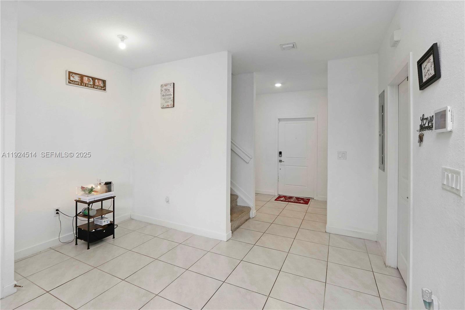 1052 Se 23rd Ave Property Photo 11
