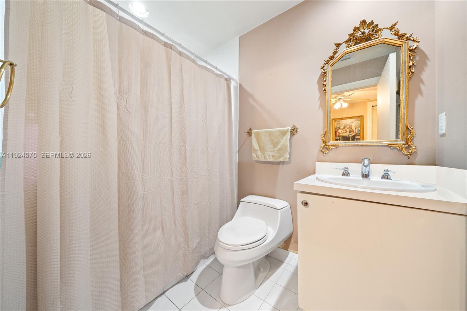 10225 Collins Ave 404 Property Photo 34