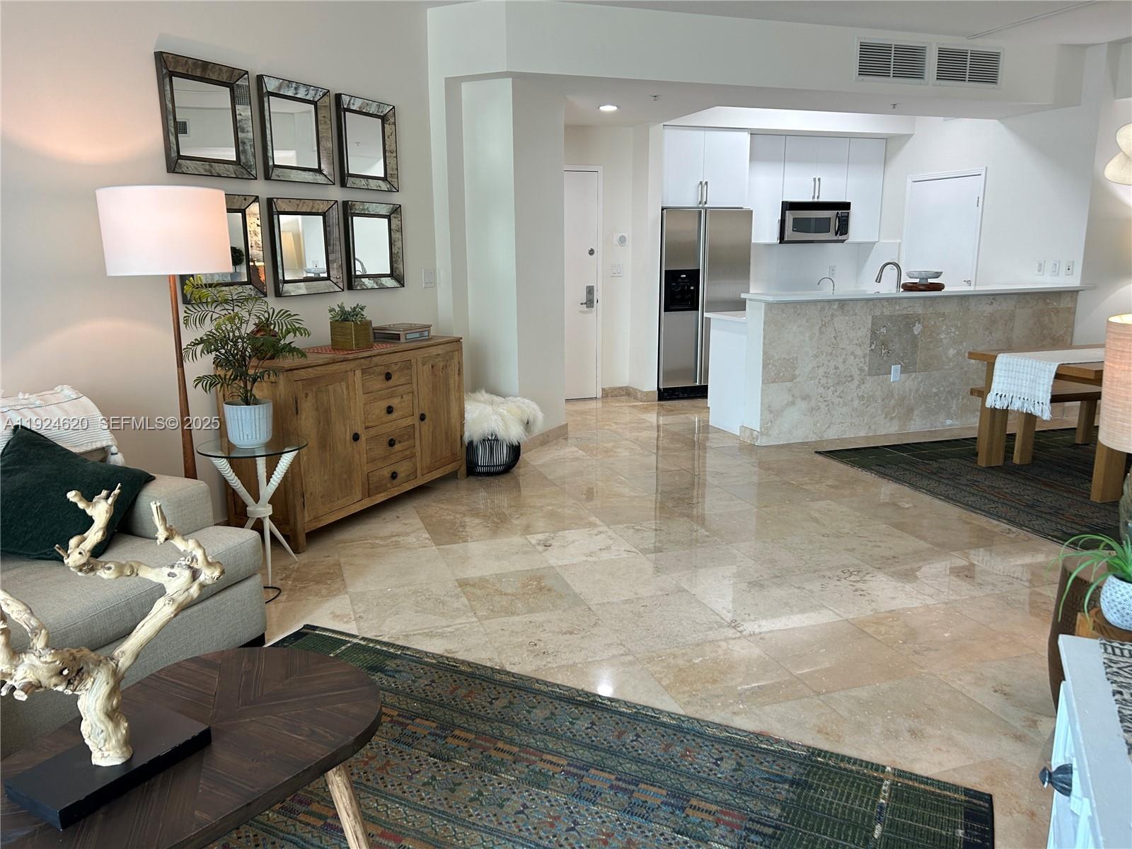 9055 Sw 73 Ct 809 Property Photo 8