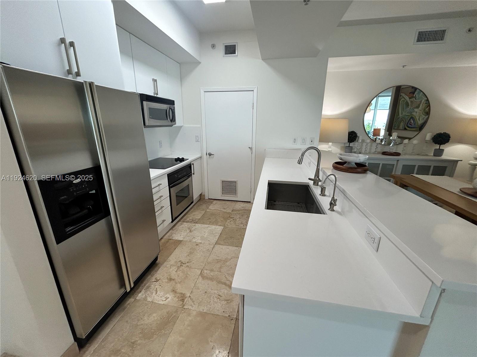 9055 Sw 73 Ct 809 Property Photo 18