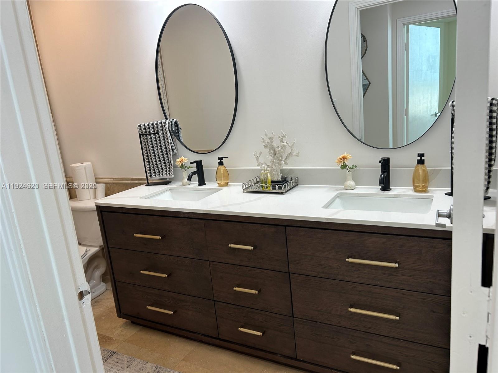 9055 Sw 73 Ct 809 Property Photo 21