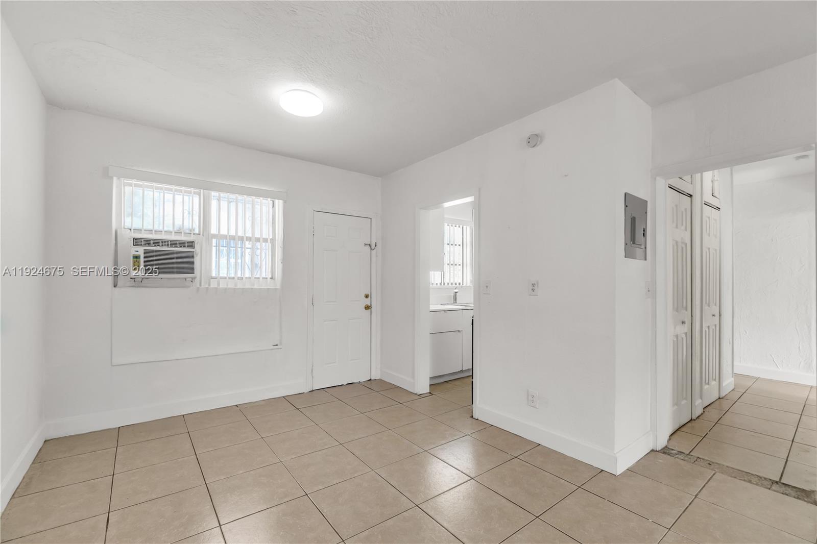 7525 Ne Miami Ct Property Photo 16