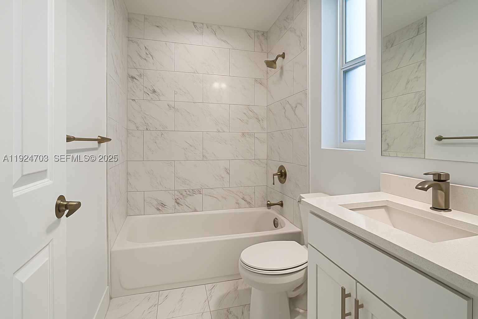 432 21st St 2 Property Photo 12
