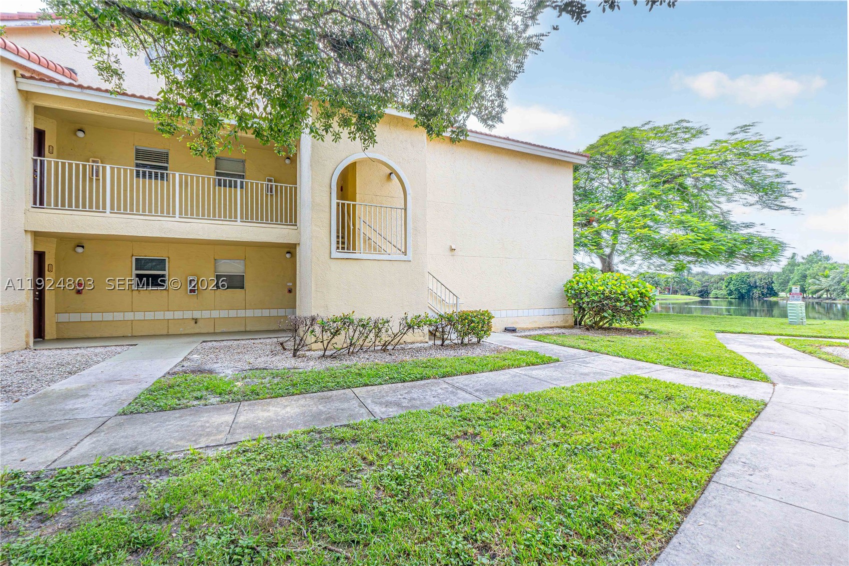 12510 Vista Isles Dr 1227 Property Photo 5