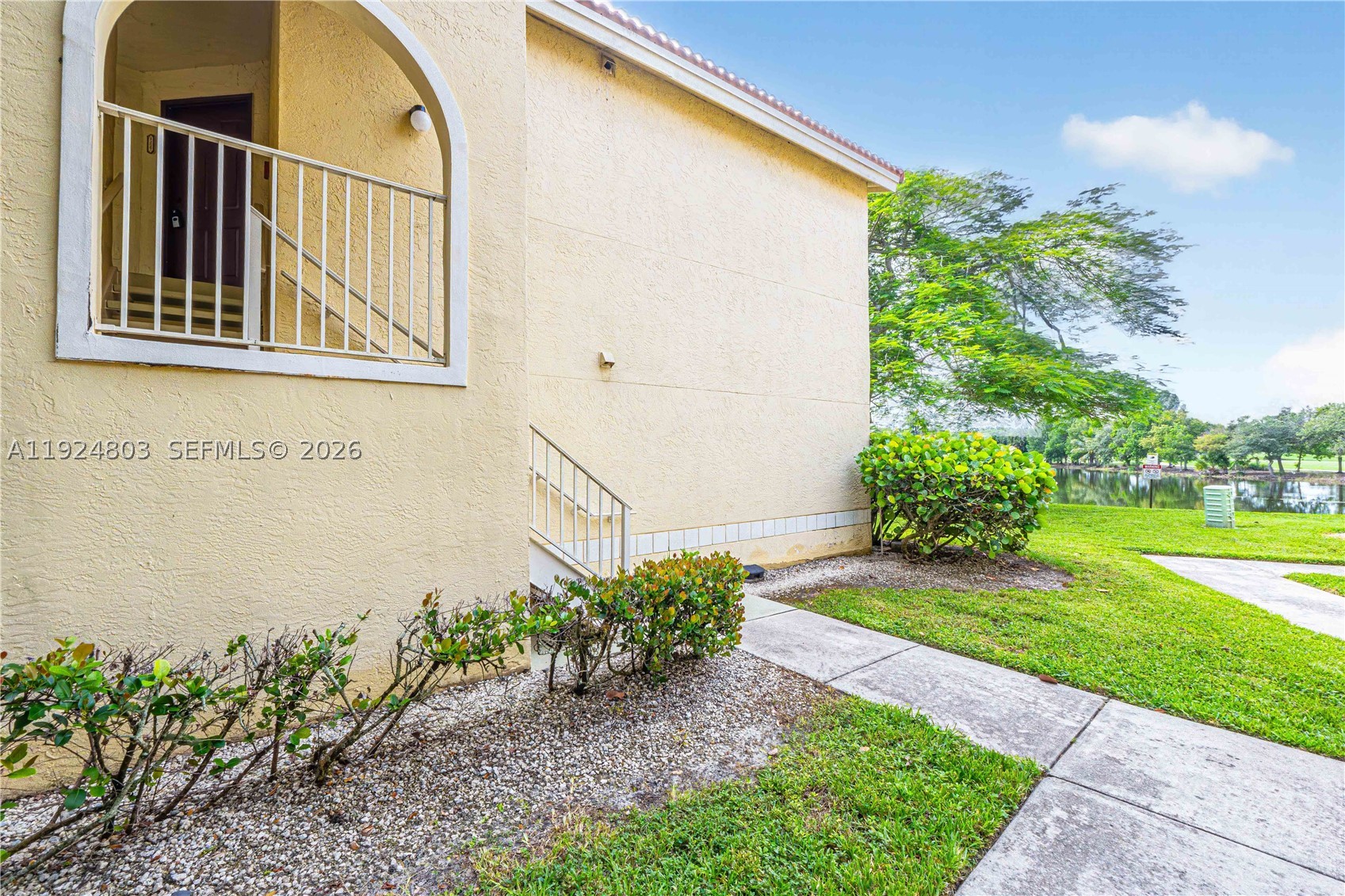 12510 Vista Isles Dr 1227 Property Photo 6