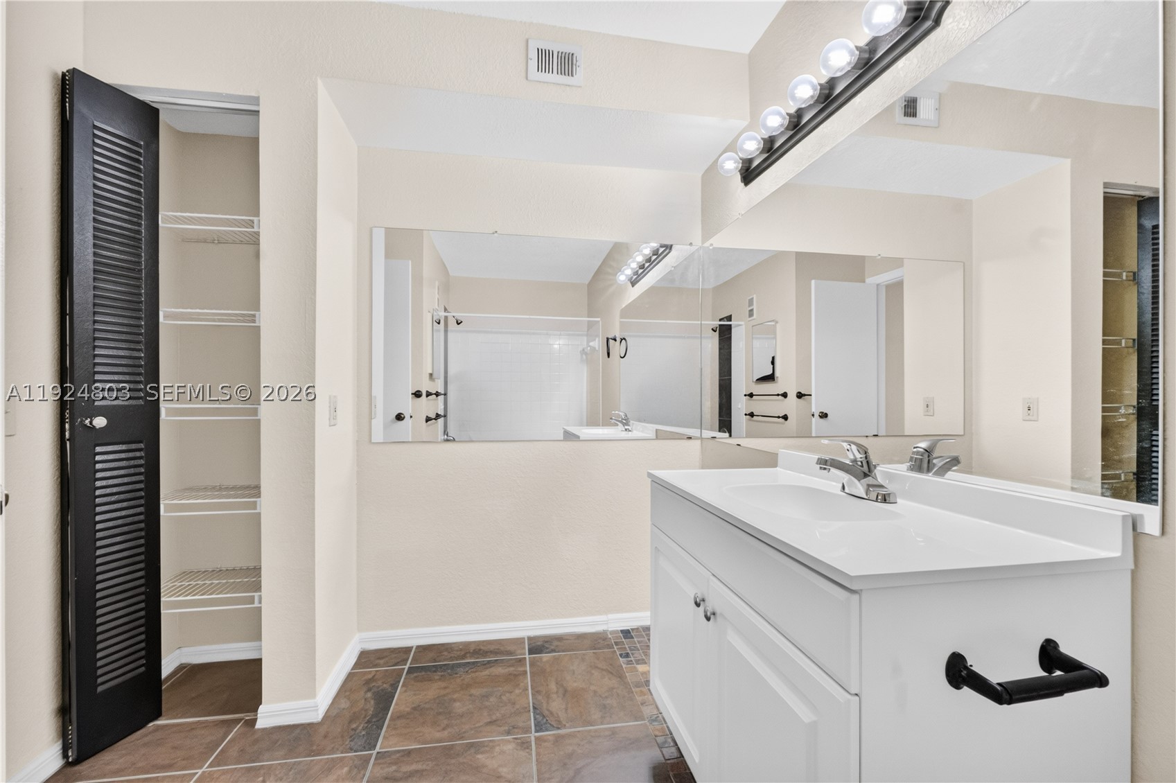 12510 Vista Isles Dr 1227 Property Photo 35