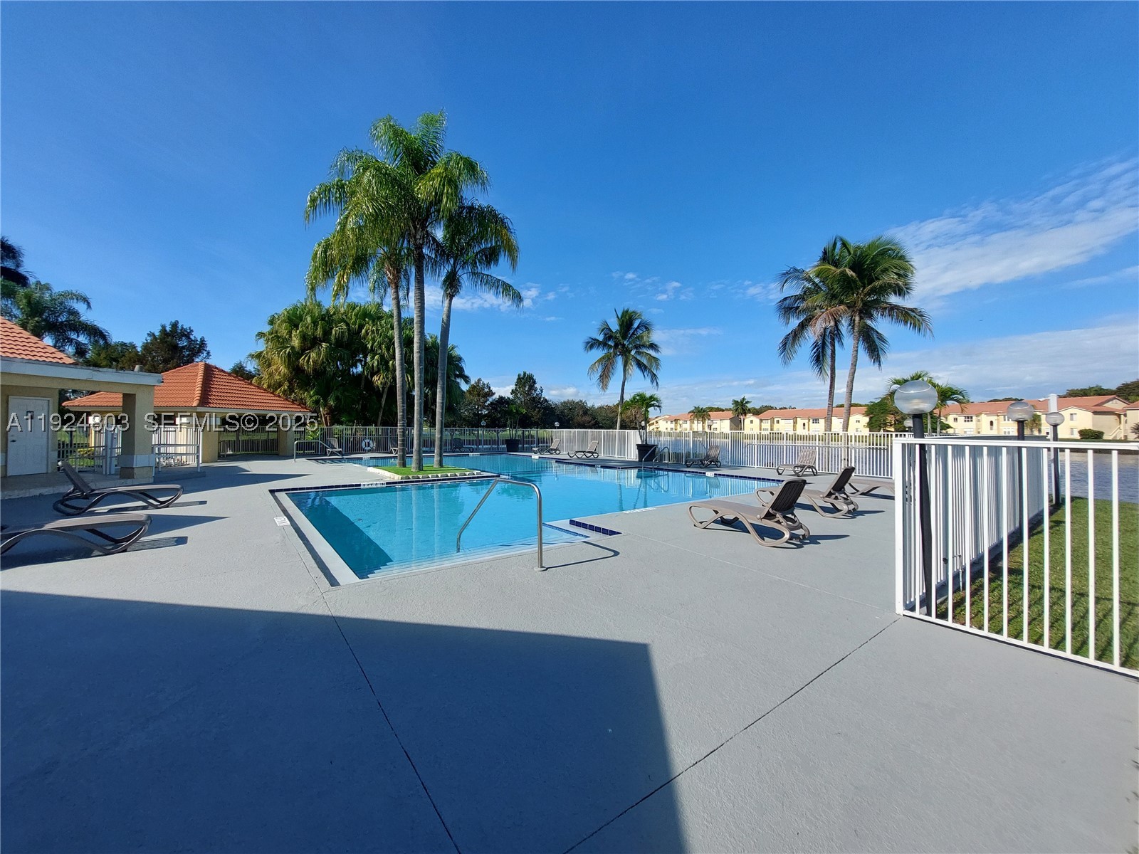 12510 Vista Isles Dr 1227 Property Photo 40
