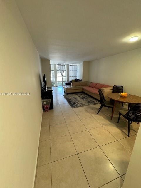 2001 Atlantic Shores Blvd 105 Property Photo 8