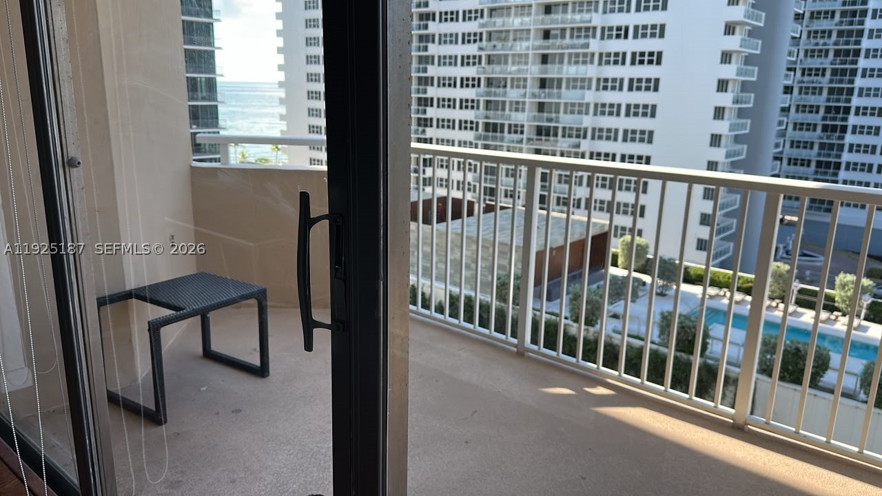 1980 S Ocean Dr 8n Property Photo 6
