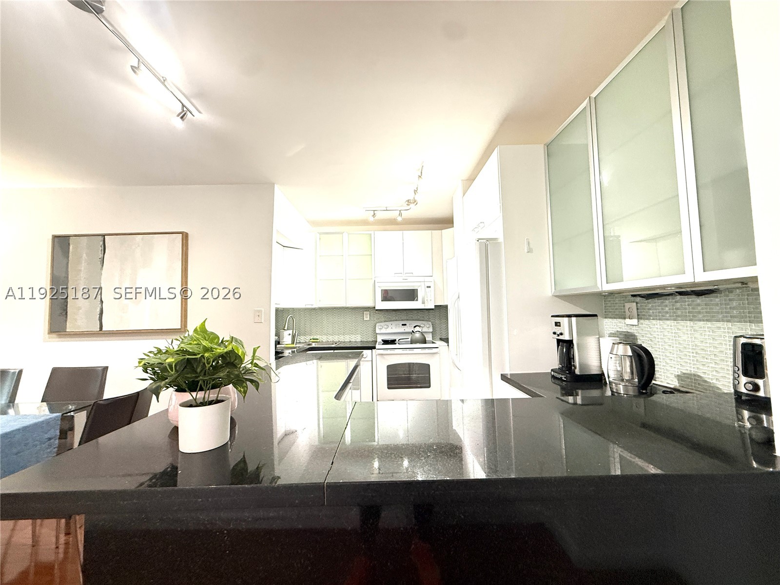 1980 S Ocean Dr 8n Property Photo 11