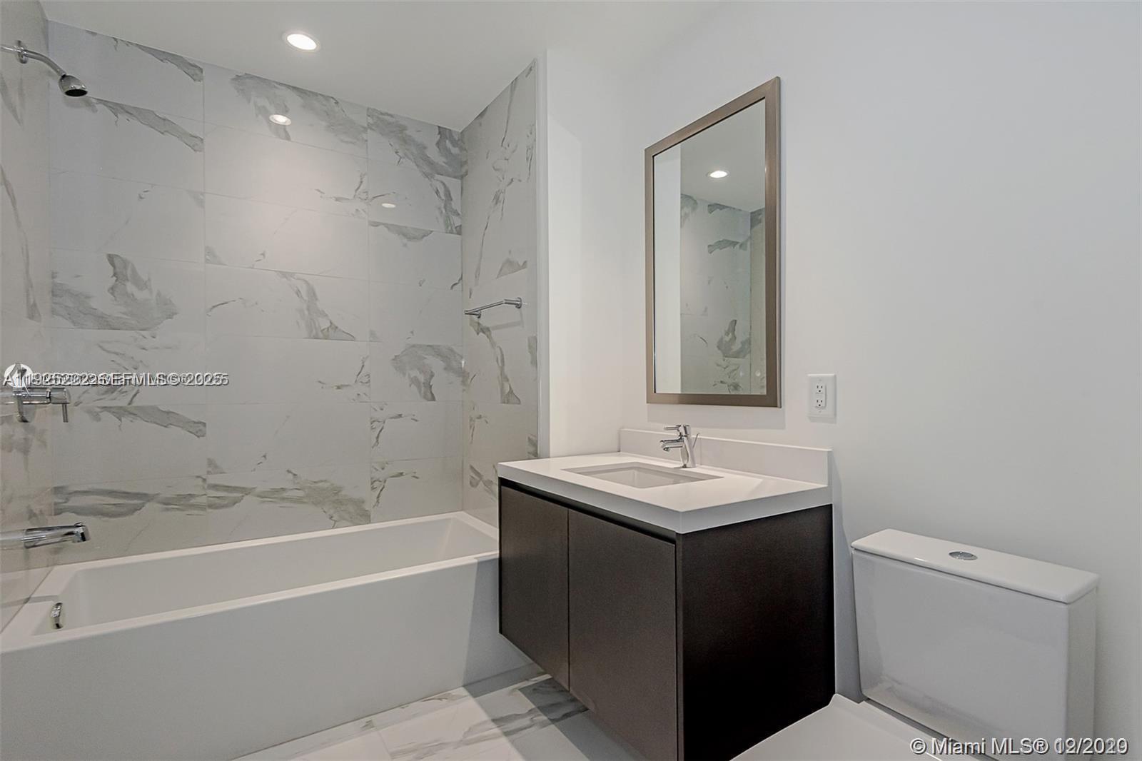 851 Ne 1st Ave 1608 Property Photo 17