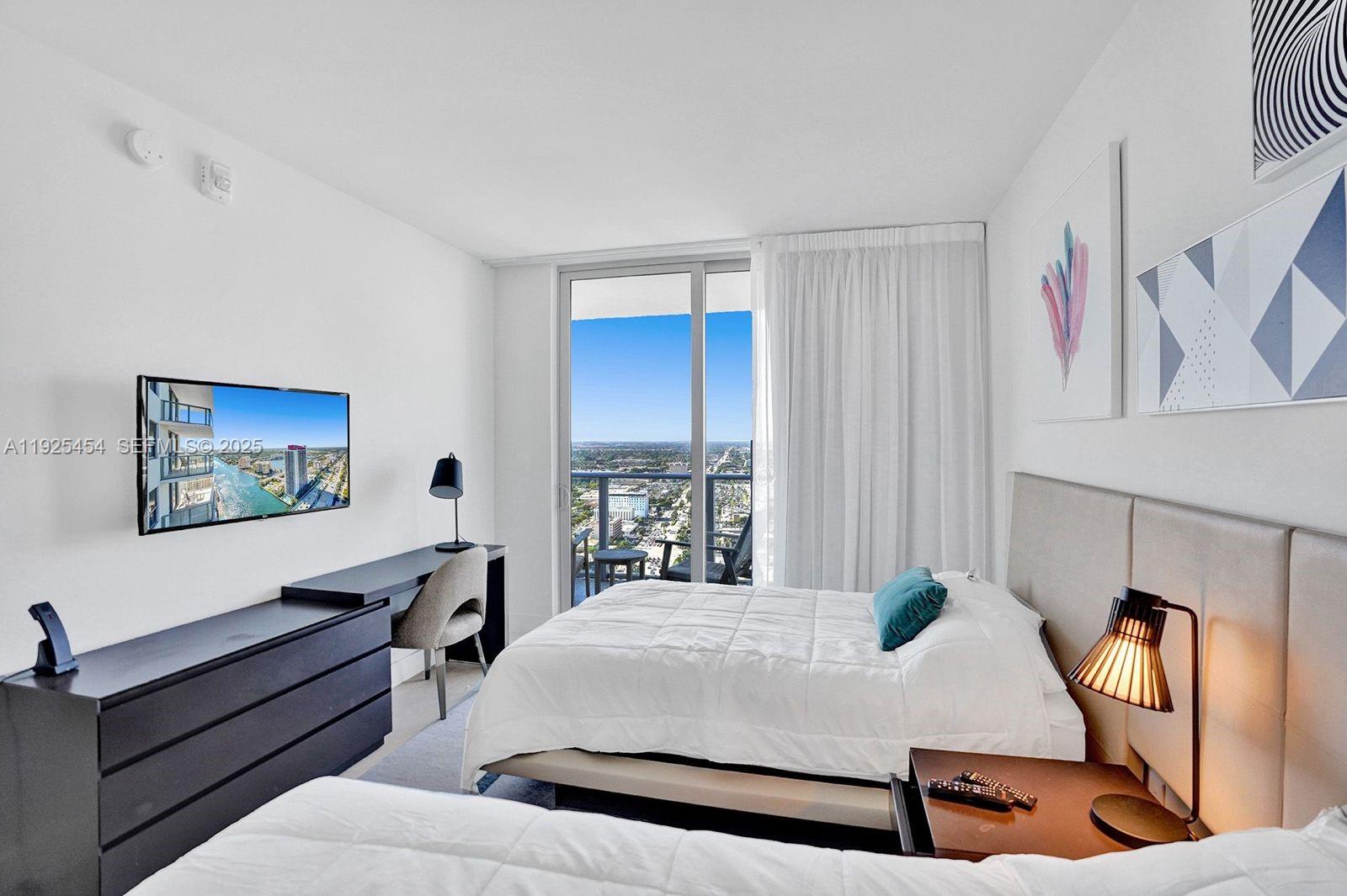 4010 S Ocean Dr R1108 Property Photo 10