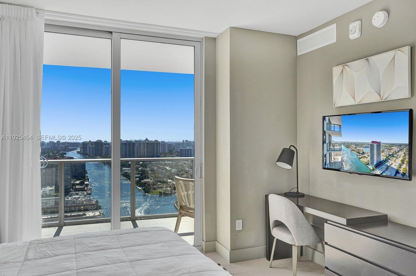 4010 S Ocean Dr R1108 Property Photo 14