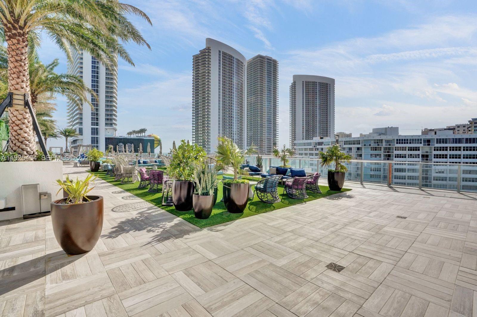 4010 S Ocean Dr R1108 Property Photo 16