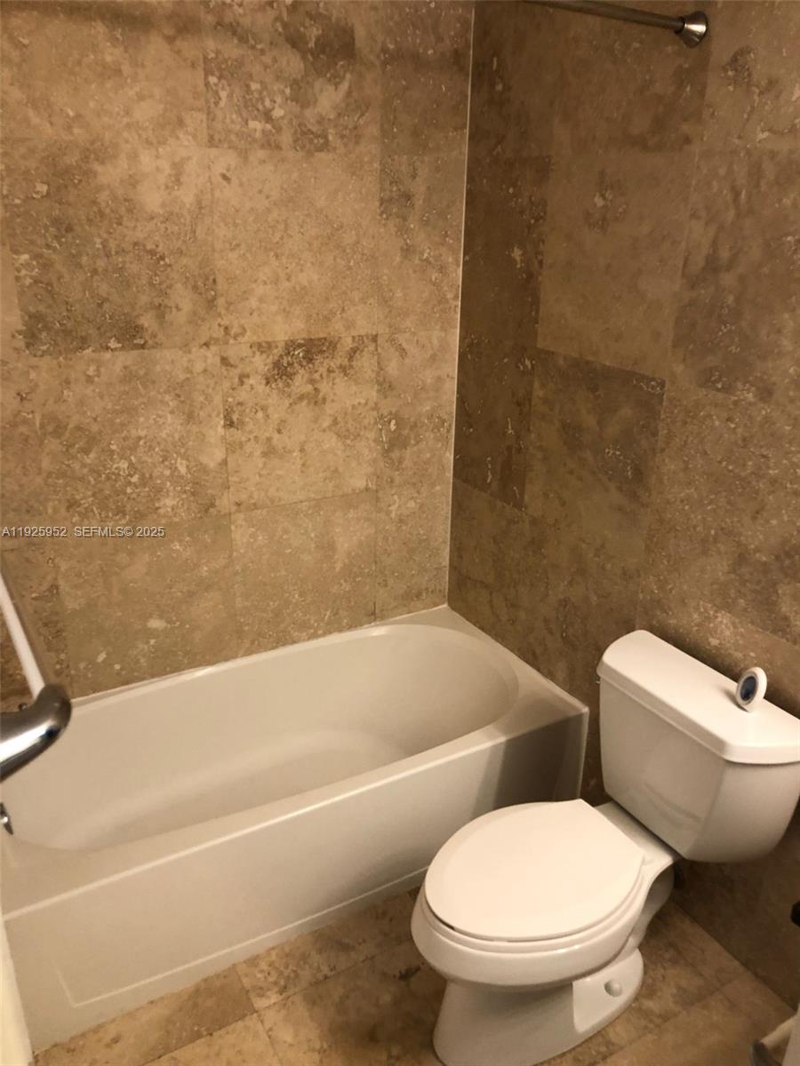 1650 Brickell Ave 111 Property Photo 3