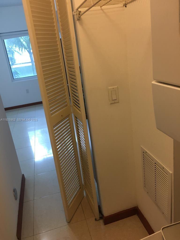 1650 Brickell Ave 111 Property Photo 6