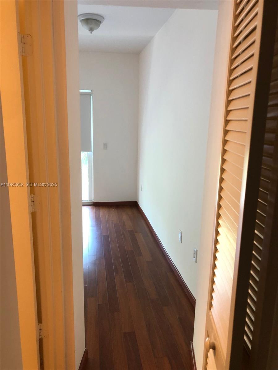 1650 Brickell Ave 111 Property Photo 19