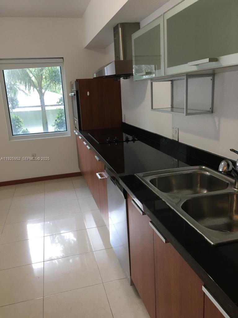 1650 Brickell Ave 111 Property Photo 21