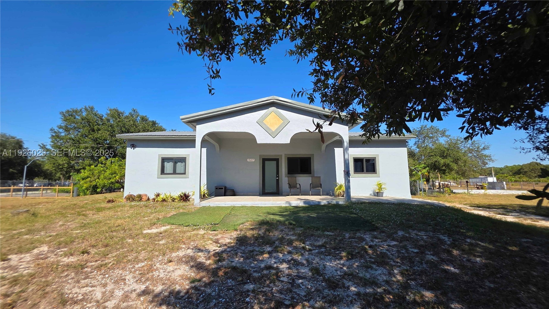 527 Perimeter Rd Property Photo 4